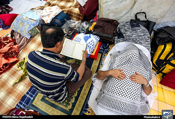 گزارش تصویری | آغاز مراسم معنوی اعتکاف در حرم رضوی | عکس : نیما نجف زاده /شهرآرا