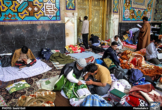گزارش تصویری | آیین معنوی اعتکاف در حرم رضوی | عکس : سعید گلی /شهرآرا