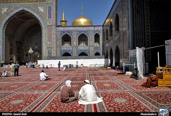 گزارش تصویری | آیین معنوی اعتکاف در حرم رضوی | عکس : سعید گلی /شهرآرا