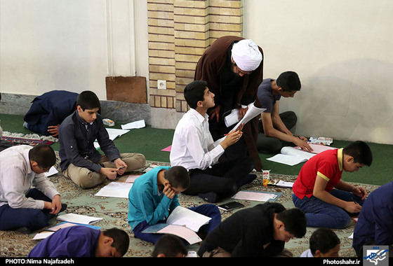 گزارش تصویری | آزمون ورودی حوزه علمیه خراسان | عکس : نیما نجف زاده / شهرآرا