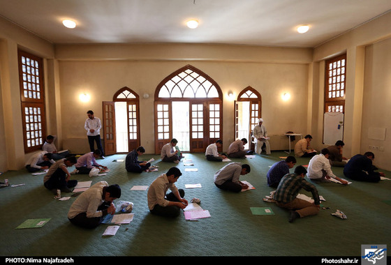 گزارش تصویری | آزمون ورودی حوزه علمیه خراسان | عکس : نیما نجف زاده / شهرآرا