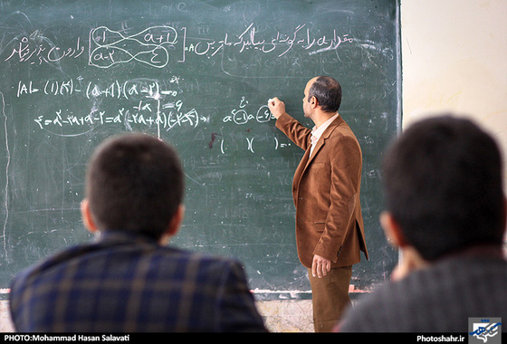 گزارش تصویری |  به مناسبت روز معلم  | عکاس : محمد حسن صلواتی /شهرآرا