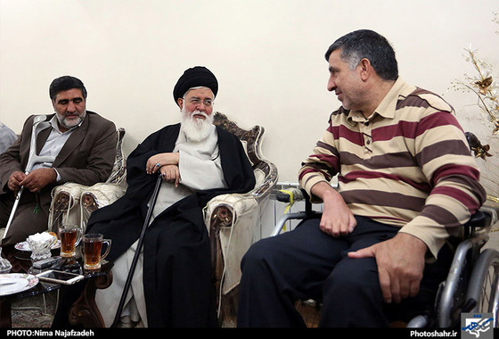 گزارش تصویری | دیدار آیت الله علم الهدی با خانواده جانبازان | عکاس : نیمانجف زاده /شهرآرا