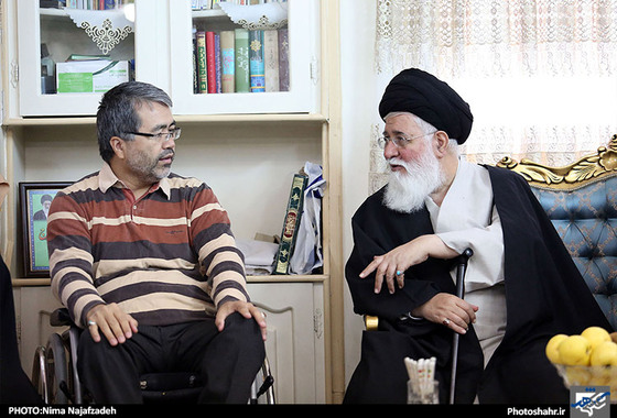گزارش تصویری | دیدار آیت الله علم الهدی با خانواده جانبازان | عکاس : نیمانجف زاده /شهرآرا