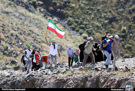 گزارش تصویری همایش کوهپیمایی خانوادگی در کوهستان پارک خورشید عکاس نیما نجف زاده شهرآرا