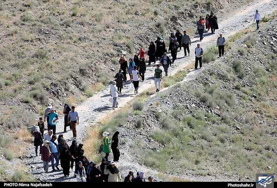 گزارش تصویری همایش کوهپیمایی خانوادگی در کوهستان پارک خورشید عکاس نیما نجف زاده شهرآرا