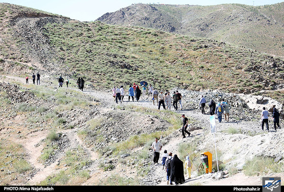 گزارش تصویری همایش کوهپیمایی خانوادگی در کوهستان پارک خورشید عکاس نیما نجف زاده شهرآرا