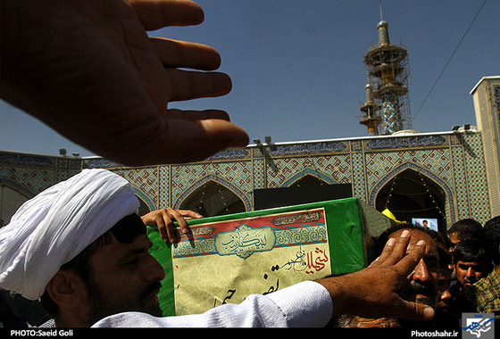 گزارش تصویری | تشییع پیکر مطهر 8 شهید مدافع حرم در مشهد | عکاس : سعید گلی /شهرآرا