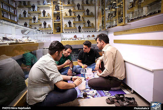 گزارش تصویری سفره افطاری کسبه در مشهد / عکاس  : نیما نجف زاده / شهرآرا