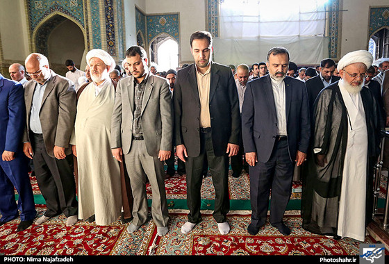 گزارش تصویری | نماز عید سعید فطر در حرم رضوی | عکاس :نیما نجف زاده /شهرآرا