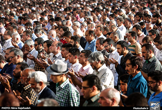 گزارش تصویری | نماز عید سعید فطر در حرم رضوی | عکاس :نیما نجف زاده /شهرآرا