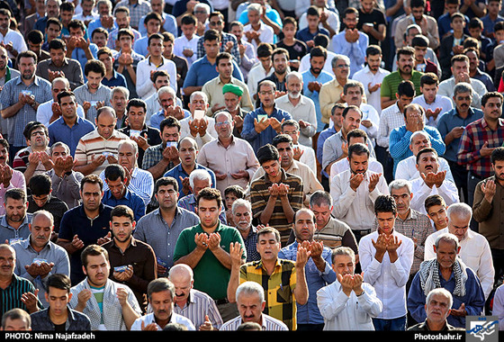 گزارش تصویری | نماز عید سعید فطر در حرم رضوی | عکاس :نیما نجف زاده /شهرآرا