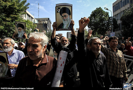 گزارش تصویری | راهپیمایی نمازگزاران مشهدی درمحکومیت جنایات آل‌سعود | عکاس : محمد حسن صلواتی /شهرآرا