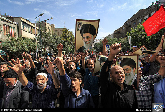 گزارش تصویری | راهپیمایی نمازگزاران مشهدی درمحکومیت جنایات آل‌سعود | عکاس : محمد حسن صلواتی /شهرآرا