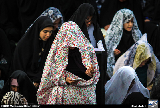 گزارش تصویری | مراسم دعای پر فیض عرفه در حرم رضوی | عکاس : محمد حسن صلواتی / شهرآرا