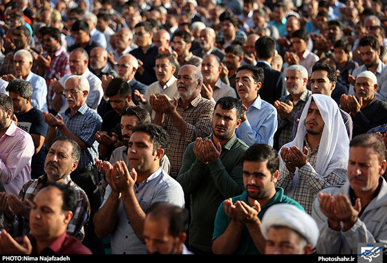 گزارش تصویری| اقامه ی نماز عید قربان در مشهد|  عکس : نیما نجف زاده/شهرآرا