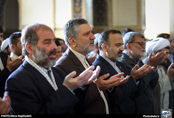گزارش تصویری| اقامه ی نماز عید قربان در مشهد|  عکس : نیما نجف زاده/شهرآرا