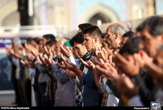 گزارش تصویری| اقامه ی نماز عید قربان در مشهد|  عکس : نیما نجف زاده/شهرآرا