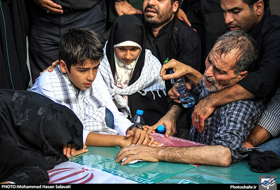 گزارش تصویری | استقبال از 3 شهید مدافع حرم در مشهد |عکاس : محمد حسن صلواتی /شهرآرا