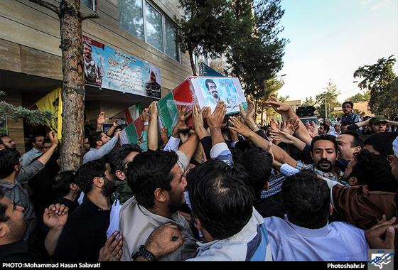 گزارش تصویری | استقبال از 3 شهید مدافع حرم در مشهد |عکاس : محمد حسن صلواتی /شهرآرا