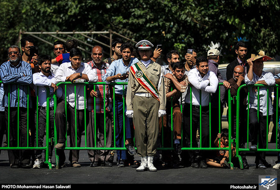 گزارش تصویری | مراسم رژه نیروهای مسلح در مشهد | عکاس : محمد حسن صلواتی /شهرآرا