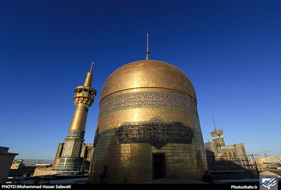 گزارش تصویری | آیین تعویض پرچم حرم رضوی همزمان با آغاز ماه محرم | عکاس : محمد حسن صلواتی /شهرآرا