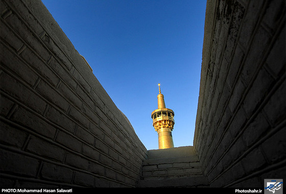 گزارش تصویری | آیین تعویض پرچم حرم رضوی همزمان با آغاز ماه محرم | عکاس : محمد حسن صلواتی /شهرآرا