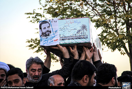 گزارش تصویری | استقبال از پیکر شهید حسن آزادی و 4 شهید دفاع مقدس در مشهد | عکاس : محمد حسن صلواتی /شهرآرا