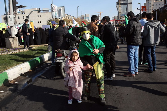 راهپیمایی یوم الله 13 آبان مشهد
نیما نجف زاده شهرارا