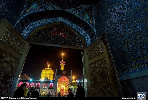 گزارش تصویری | آیین خطبه خوانی شب شهادت امام رضا(ع) در حرم رضوی | عکاس : محمد حسن صلواتی /شهرآرا