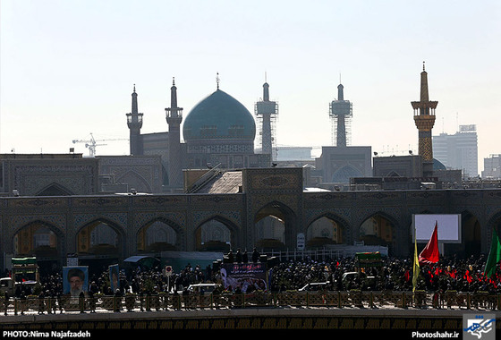 گزارش تصویری راهپیمایی بزرگداشت حماسه 9 دی و تشییع دو شهید مدافع حرم در مشهد در مشهد عکاس نیما نجف زاده شهرآرا