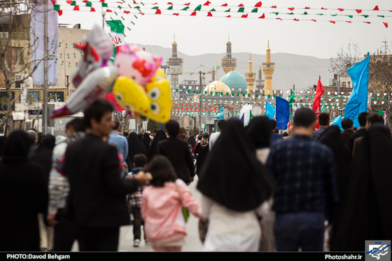 گزارش تصویری زایران و مجاوران حرم رضوی در آستانه سال نو عکاس داود بهگام شهرآرا
