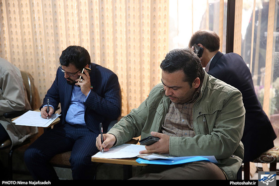 گزارش تصویری  | آخرین روز ثبت نام انتخابات شورای شهر  |عکاس : نیما نجف زاده /شهرآرا