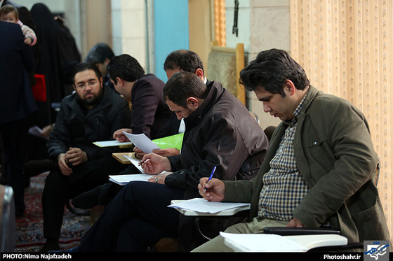 گزارش تصویری  | آخرین روز ثبت نام انتخابات شورای شهر  |عکاس : نیما نجف زاده /شهرآرا