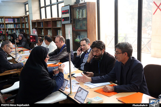 گزارش تصویری  | آخرین روز ثبت نام انتخابات شورای شهر  |عکاس : نیما نجف زاده /شهرآرا