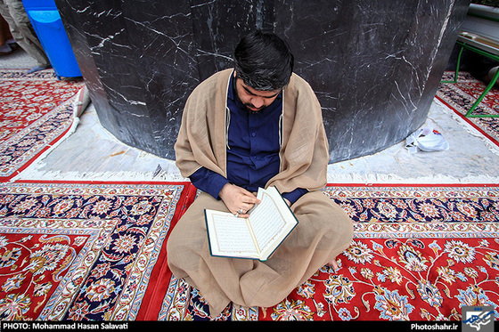 گزارش تصویری | آیین معنوی اعتکاف در حرم مطهر رضوی | عکاس : محمد حسن صلواتی / شهرآرا