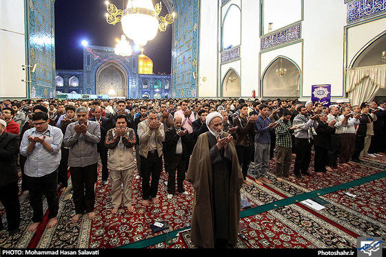 گزارش تصویری | آیین معنوی اعتکاف در حرم مطهر رضوی | عکاس : محمد حسن صلواتی / شهرآرا