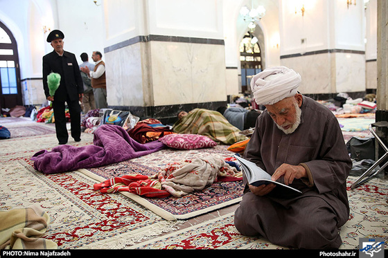 گزارش تصویری | آیین معنوی اعتکاف در حرم مطهر رضوی | عکاس :نیما نجف زاده /شهرآرا