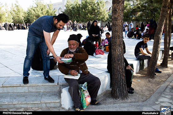 گزارش تصویری | آیین سنتی "چراغ برات"  در مشهد | عکاس :داوود بهگام /شهرآرا