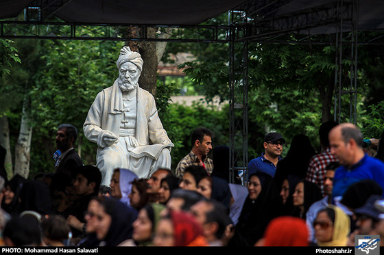 گزارش تصویری |  مراسم بزرگداشت فردوسی در شهر تاریخی توس / عکاس : محمد حسن صلواتی/ شهرآرا