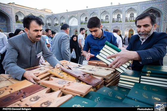 گزارش تصویری | ترتیل خوانی سحرگاهی قرآن کریم در حرم مطهر رضوی | عکاس: داوود بهگام /شهرآرا