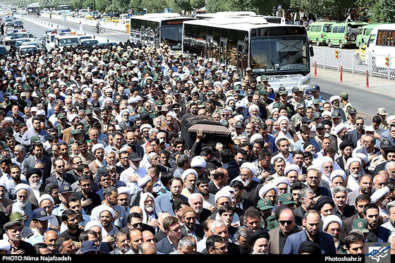گزارش تصویری : مراسم تشییع پیکر همسر حجت‌الاسلام علم‌الهدی / عکاس : نیما نجف زاده /شهرآرا