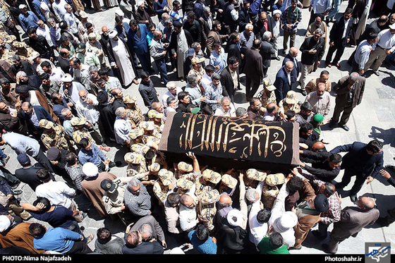 گزارش تصویری : مراسم تشییع پیکر همسر حجت‌الاسلام علم‌الهدی / عکاس : نیما نجف زاده /شهرآرا
