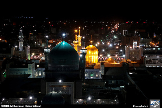 گزارش تصویری | احیای شب بیست و یکم ماه مبارک رمضان در حرم رضوی | عکس : محمد حسن صلواتی /شهرآرا