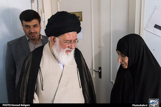 گزارش تصویری |دیدار آیت‌الله علم‌الهدی با اعضای منتخب پنجمین دوره شورای اسلامی شهر مشهد | عکس :داوود بهگام /شهرآرا