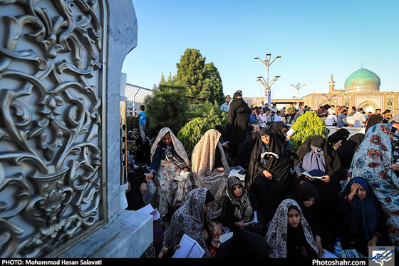 گزارش تصویری /مراسم پرفیض دعای عرفه در حرم رضوی / عکس: محمد حسن صلواتی/ شهرآرا