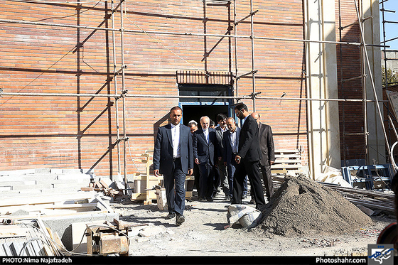 گزارش تصویری : بازدید علی اکبر صالحی و رئیس شورای شهر از دبیرستان انرژی اتمی مشهد / عکس:نیما نجف زاده/ شهرآرا