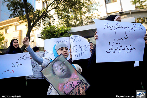 گزارش تصویری | تجمع اعتراض آمیز دانشجویان در اعتراض به نسل کشی مسلمانان در میانمار| عکس :سعید گلی /شهرآرا