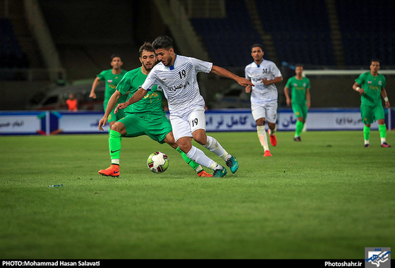 گزارش تصویری | دیدار دوستانه تیم های منتخب مشهد و منتخب کربلا | عکس :محمد حسن صلواتی /شهرآرا