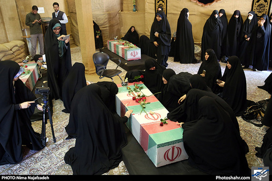 گزارش تصویری / استقبال از چهار شهید دفاع مقدس در مشهد / عکس :نیما نجف زاده /شهرآرا